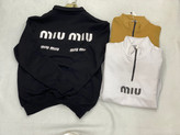 دورس نیم زیب طرح هودی مدل miu miu